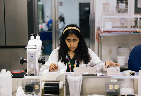 Practicante de Microbiológicos