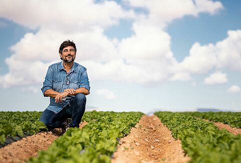 Una vida enraizada en la agricultura: transformar el futuro con Koppert
